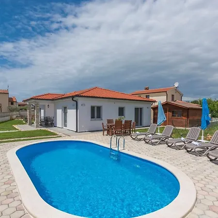 Frontera Croatia * Porec