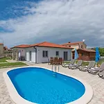 Frontera Croatia * Porec