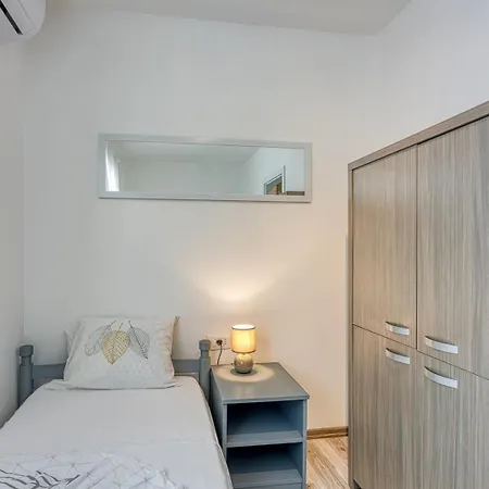 Frontera Croatia * Пореч