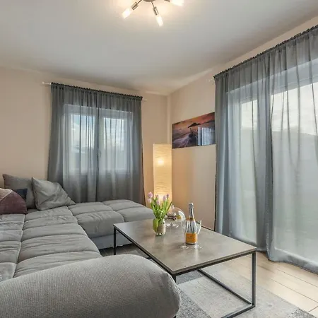 Frontera Croatia * Пореч