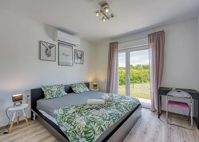 ヴィラ Frontera Croatia ポレッチ