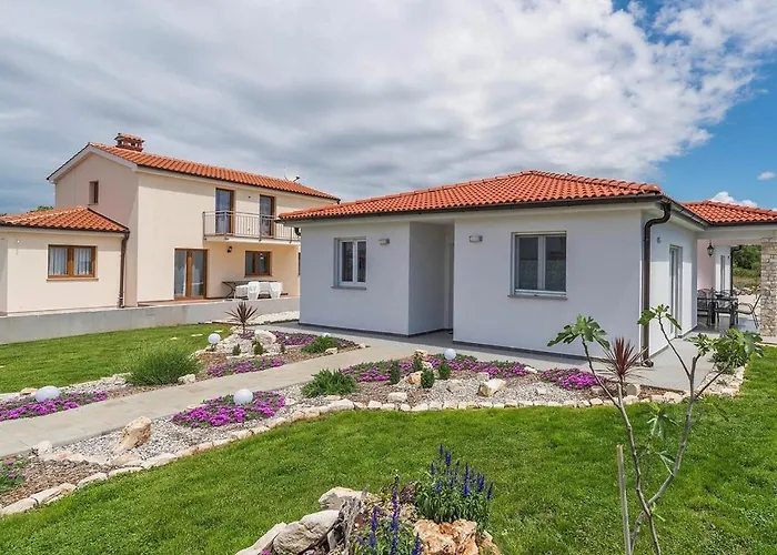 Frontera Croatia * Пореч