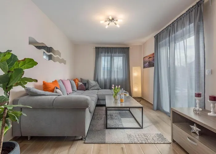 Frontera Croatia * Пореч